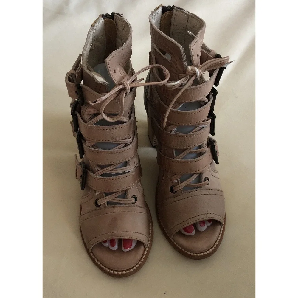 freebird women tan